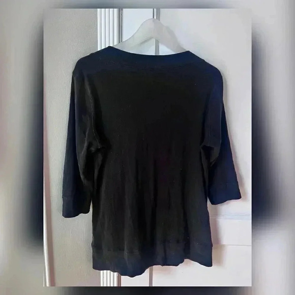 Norma Kamali Kiss Lips Quarter Sleeve Shirt - Picture 6 of 6